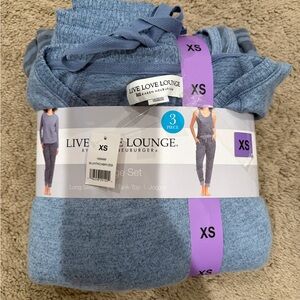 “New”Live Love Lounge Blue Loungewear Set sizeXS